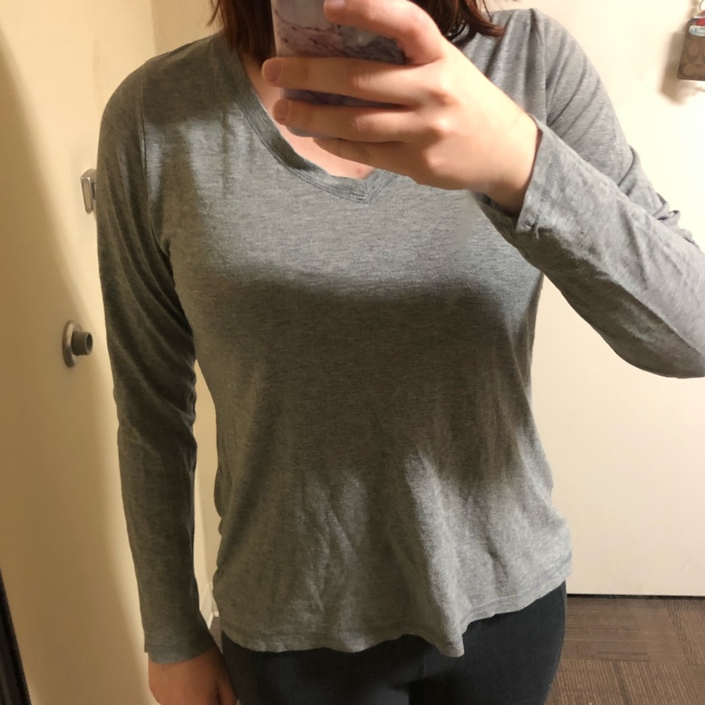 Long Sleeve V-Neck